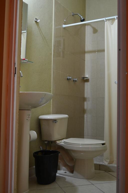 Hotel Marina Del Sol La Paz B.C.S الغرفة الصورة