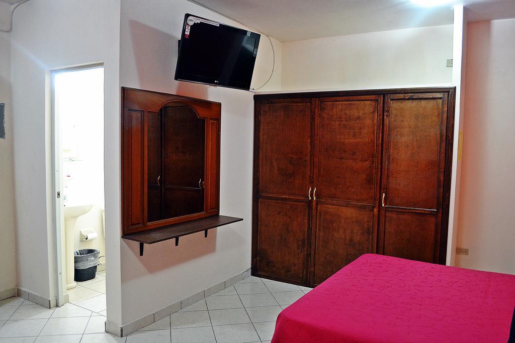 Hotel Marina Del Sol La Paz B.C.S الغرفة الصورة